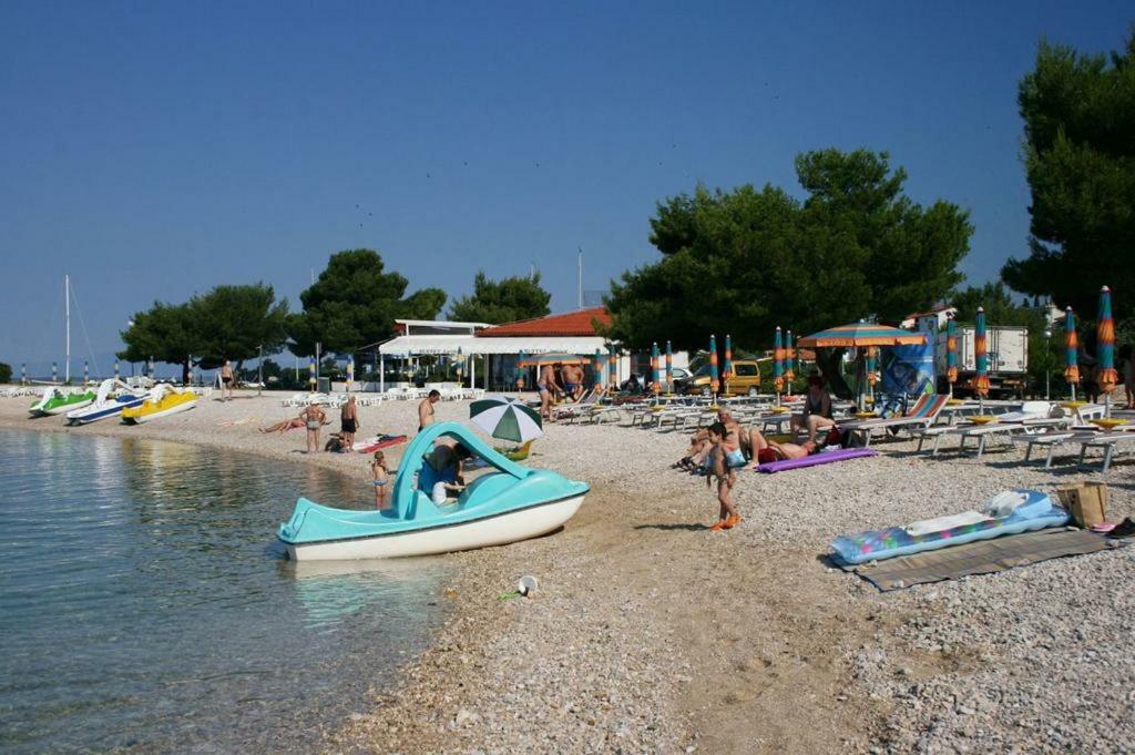 Pansion Ribica Hotel Crikvenica Eksteriør billede