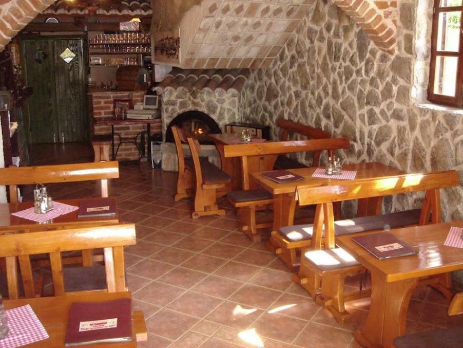 Pansion Ribica Hotel Crikvenica Eksteriør billede